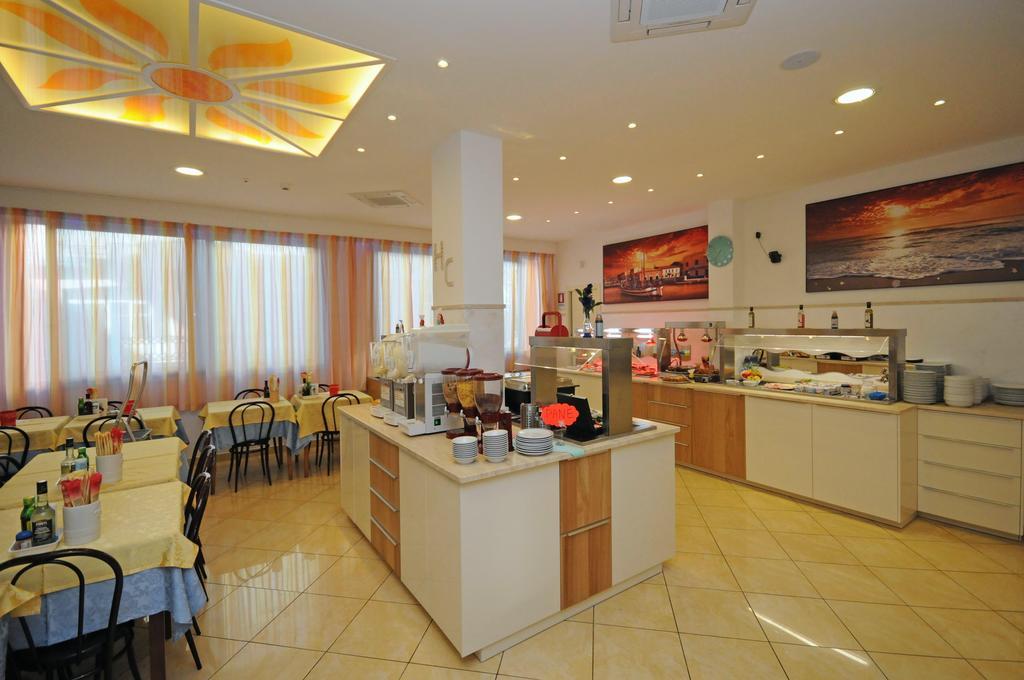 تْشيزيناتيكو Hotel Concorde المظهر الخارجي الصورة