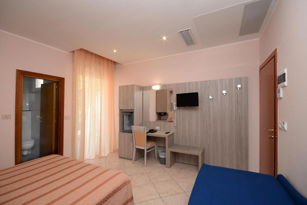 تْشيزيناتيكو Hotel Concorde المظهر الخارجي الصورة