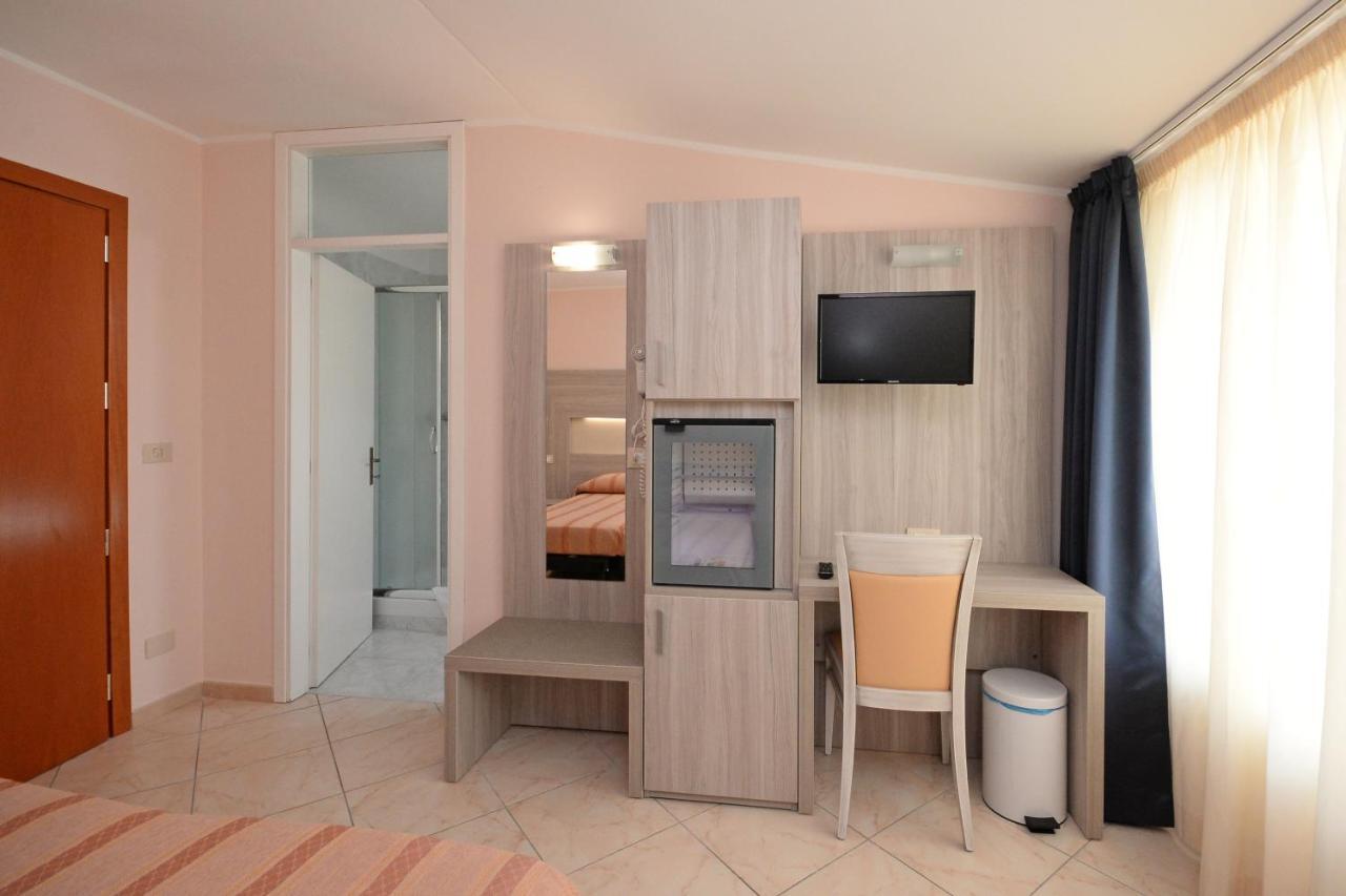 تْشيزيناتيكو Hotel Concorde المظهر الخارجي الصورة